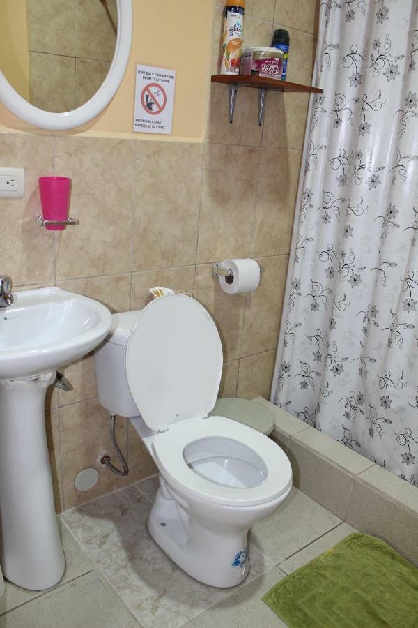 Hostal Romy Пуэрто-Бакерисо-Морено Экстерьер фото